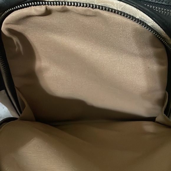 Coach backpack - Picture 3 of 3